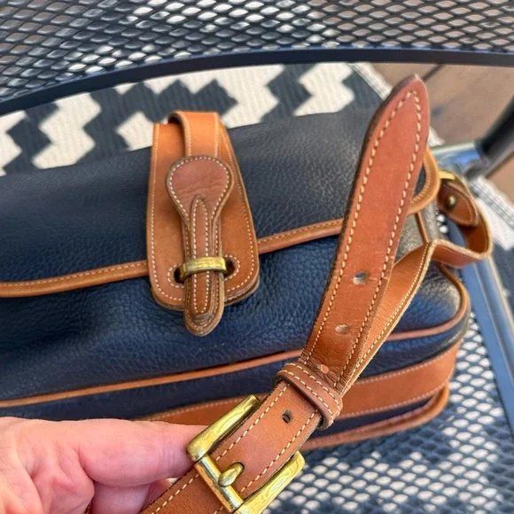 Vintage Dooney & Burke - Picture 6 of 6